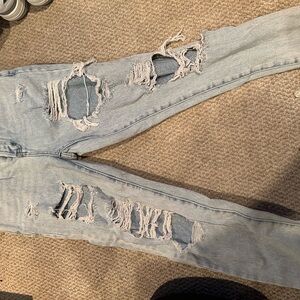 PacSun light wash Distressed Women’s Jeans